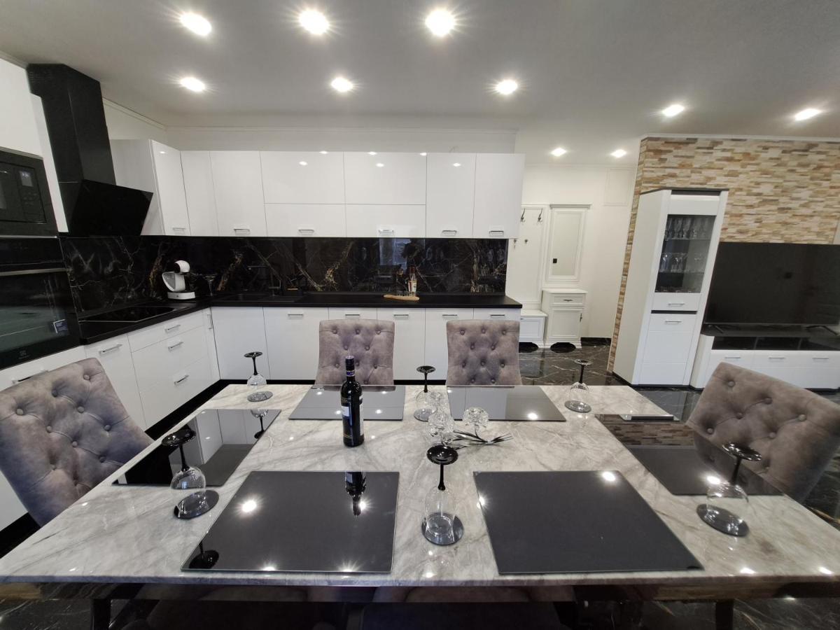 Apartment Monaco غييكا المظهر الخارجي الصورة